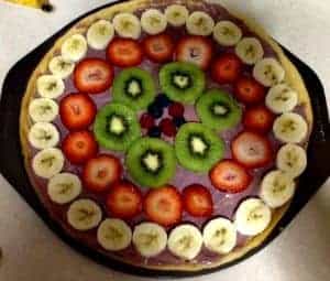 Fun Fruit Recipes for Kids: Fruit Pizza!