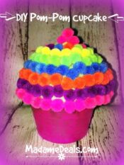 Cupcake Party Ideas: DIY Pom-Pom Cupcake