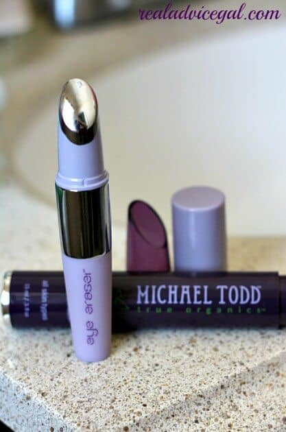 The Eye Eraser by Michael Todd USA helps reduce puffiness, dark circles, and fine wrinkles around your eyes.