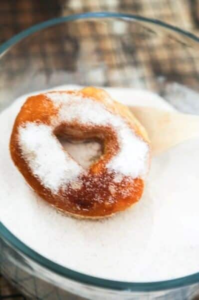 Easy Cinnamon Sugar Doughnuts Recipe
