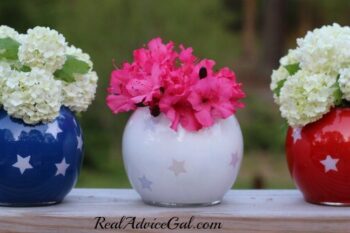 4th of July table decorations with flowers