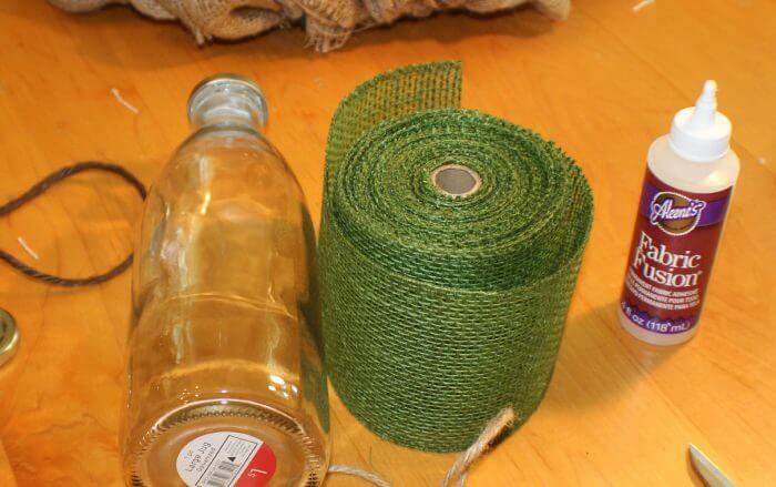 how to decorate a vase with burlap