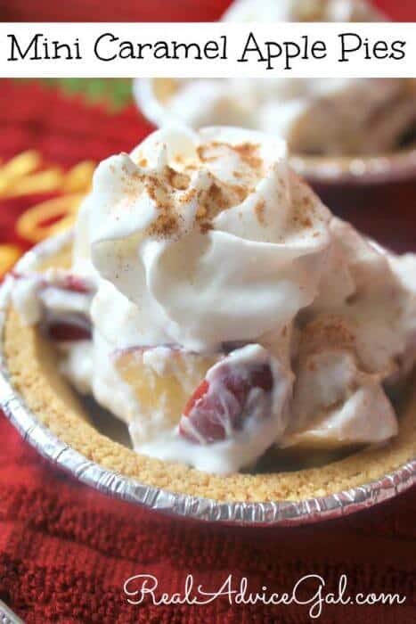 Effortless Mini Caramel Apple Pies Are Perfect For Dessert!