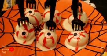 Spooky Halloween Eyeballs – Chocolate Cake Pops Recipe
