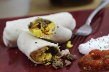 Sausage, egg, and cheese breakfast burrito recipe that freezes well!