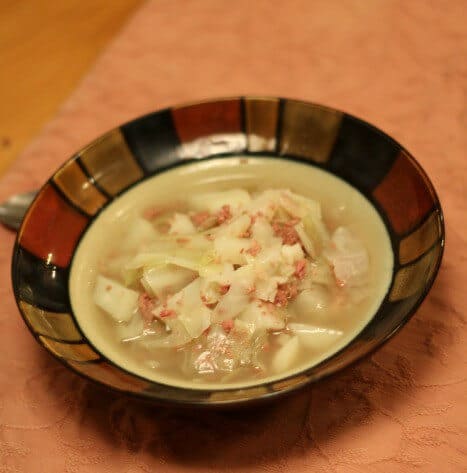 bowl of corned beef and cabagge recipe