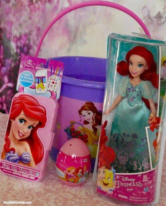 Easter gift basket for kids with ©Disney Princess from Walmart