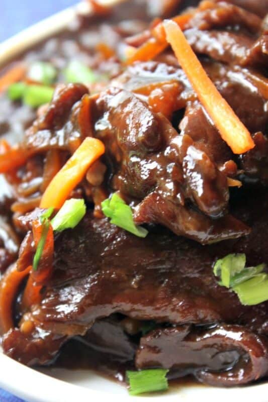 So tasty Gluten Free Dairy Free Slow Cooker Mongolian Beef Recipe. Easy and perfect dinner recipe for the family.