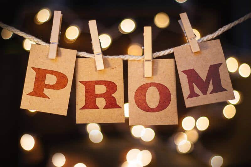 10 Fun Prom Proposal Ideas