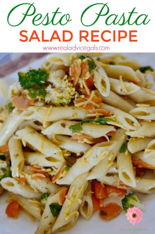 The best pesto pasta salad recipe. Easy and so tasty dinner recipe
