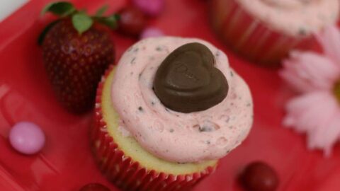 Beautiful Valentine's Day cupcake