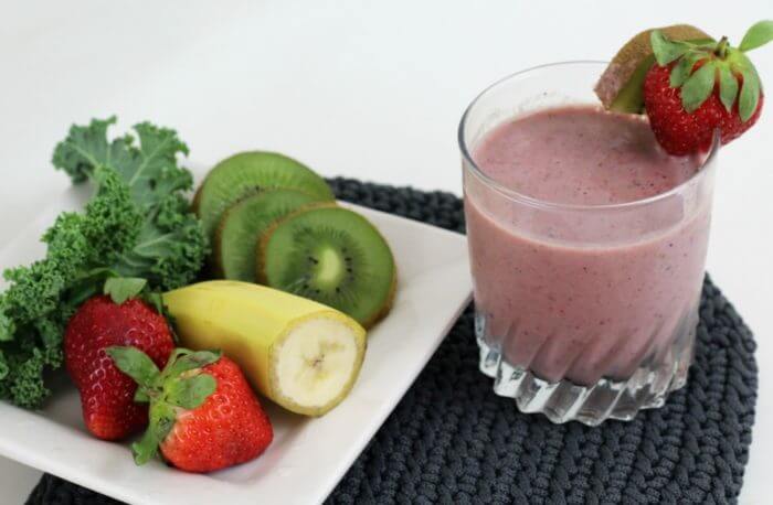 With a serving a both fruit and vegetables tis smoothie is a great way to sneak in some extra veggies