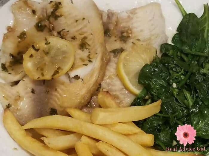 Prepare dinner in just few minutes. This healthy tilapia recipe in the pressure cooker is so delicious and perfect for the family.
