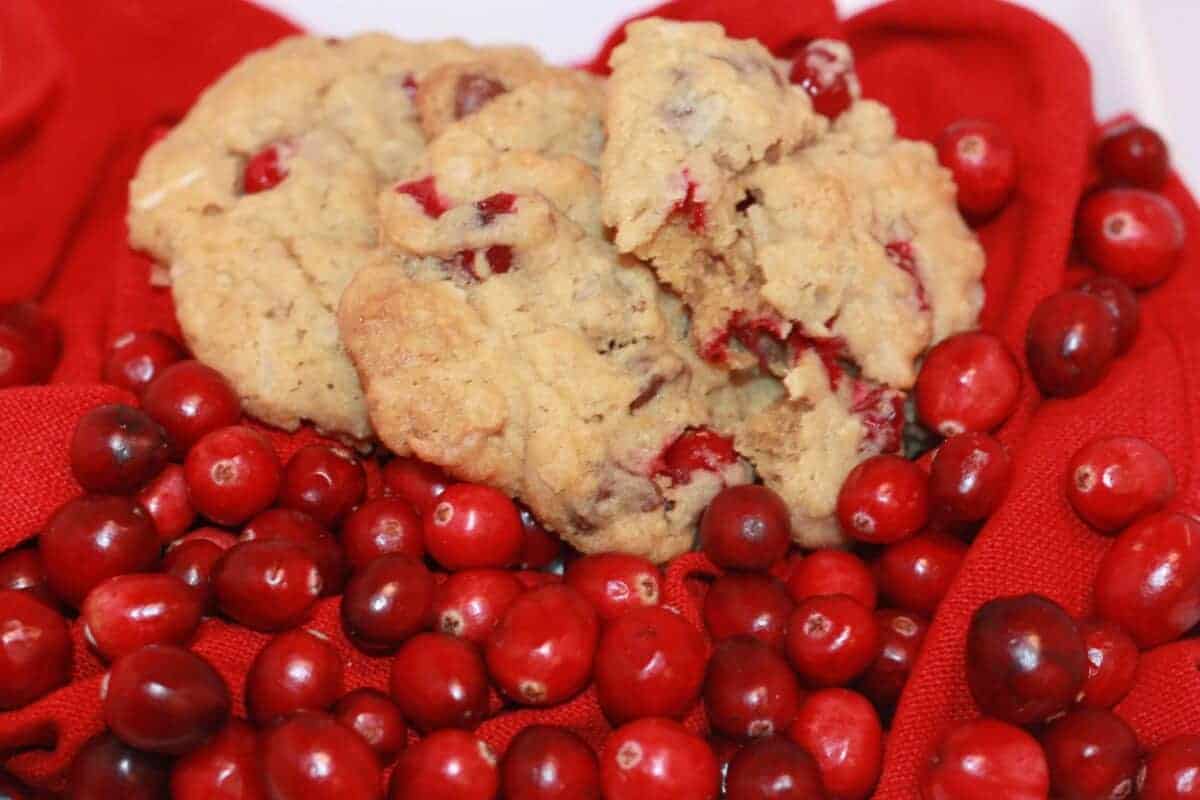 Amaretto cranberry cookies recipe