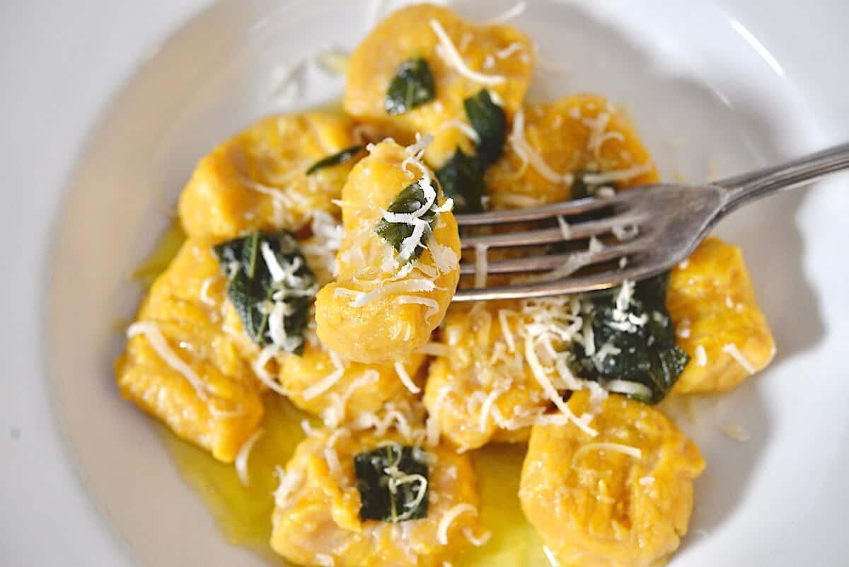 pumpkin gnocchi sage brown butter sauce3