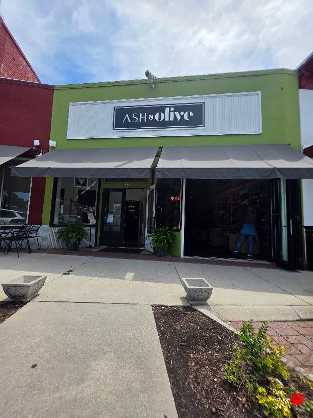 Ashland, Virginia - The Center of the Universe 57 Ash & Olive